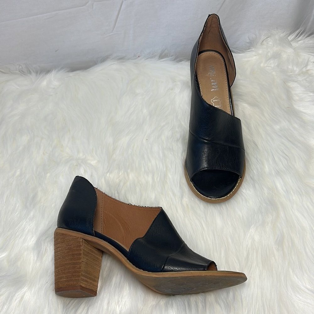 Mi.iM Black Leather D'Orsay Block Heel Shoes Sz 8.5